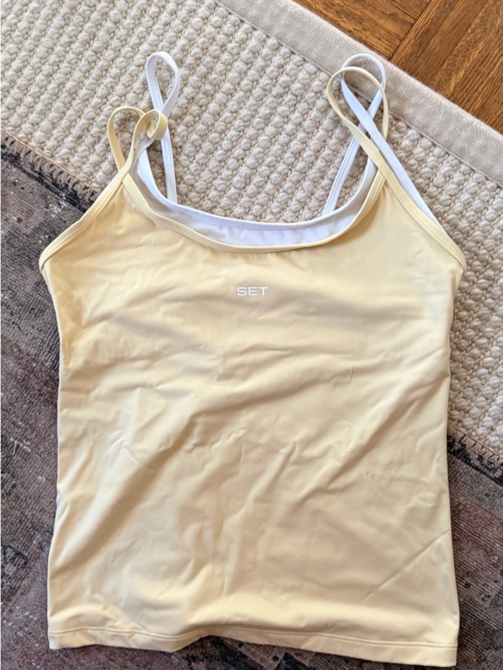 SET Active Butter Yellow Tank size Large